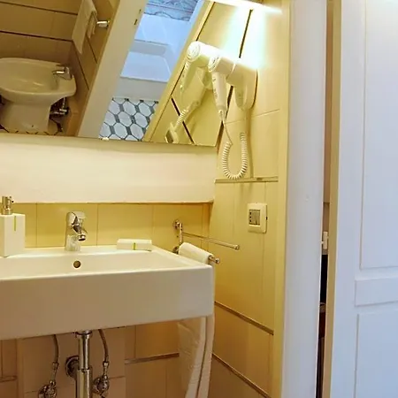 Bed & Breakfast Df 4*